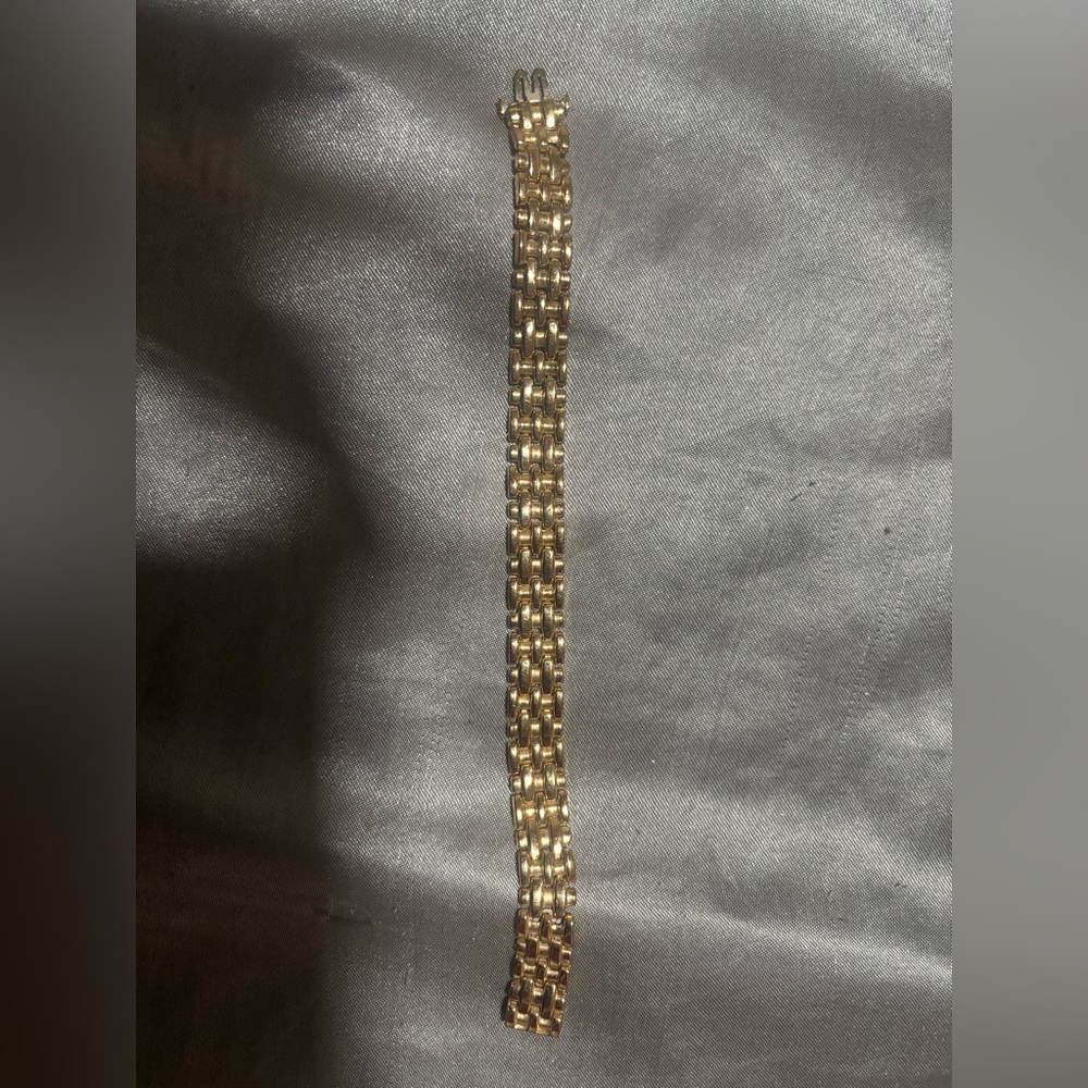 10k good bracelet